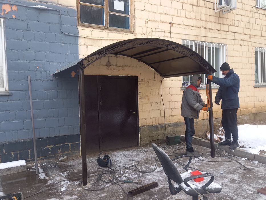 Металлически навес водвор по вашим размерам