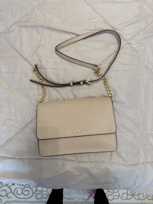 Продам сумочки Michael Kors