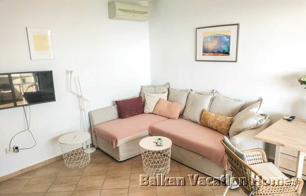 Продава се Двустаен апартамент в Бяла - 89 кв.м за 742 €/кв.м - Снимка #3