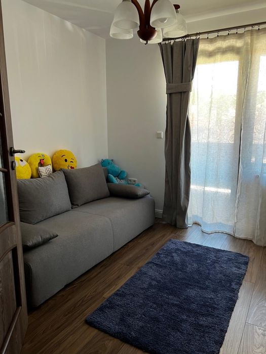 Vând casă P+M zona Gheorghe Apostol