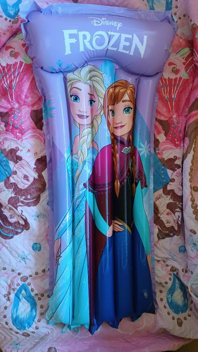 Продавам плажни надуваеми неща