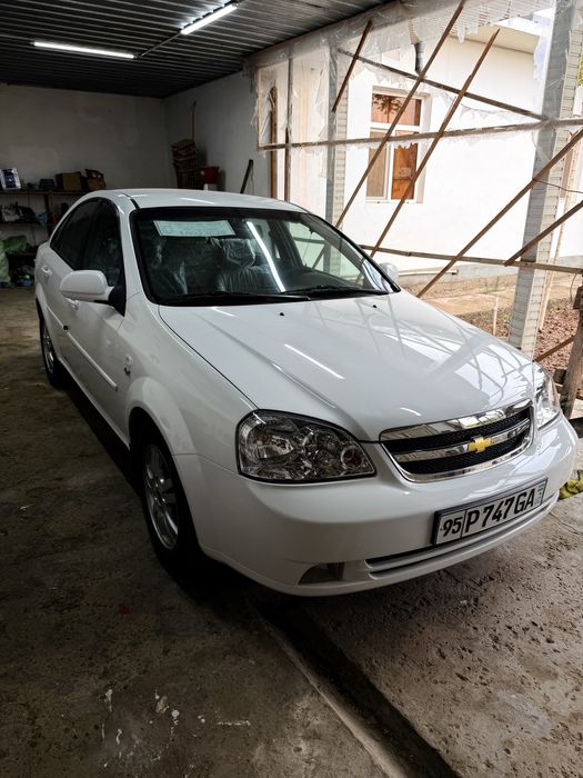 Lasetti 2012 yil sotiladi radnoy