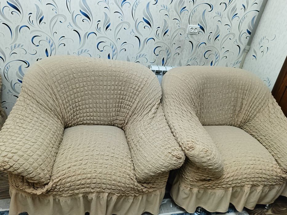 Диван кресла срочно продаю