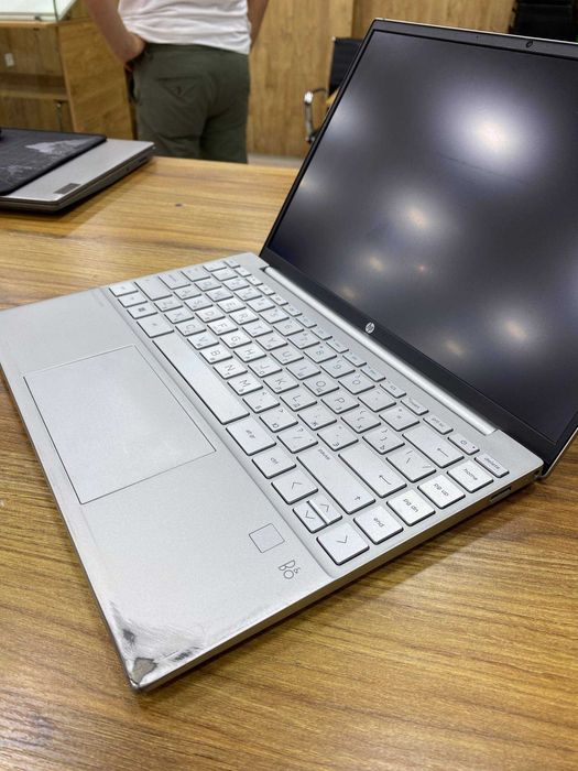 Б/У ноутбук HP Pavilion Aero 13-be1xxx [R7/16/512/13,3 2K]