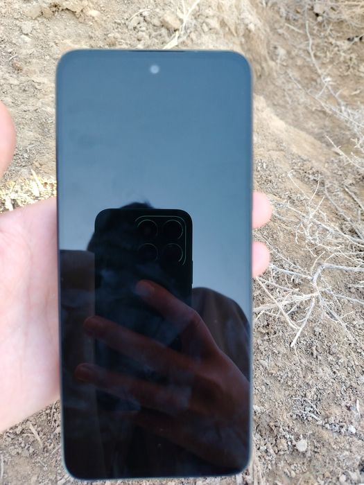 Redmi 12 8/128 xolati ideal