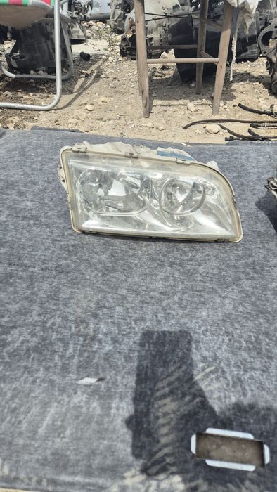 Оригинални Десни огледала за волво В40 С40 97- 2004г