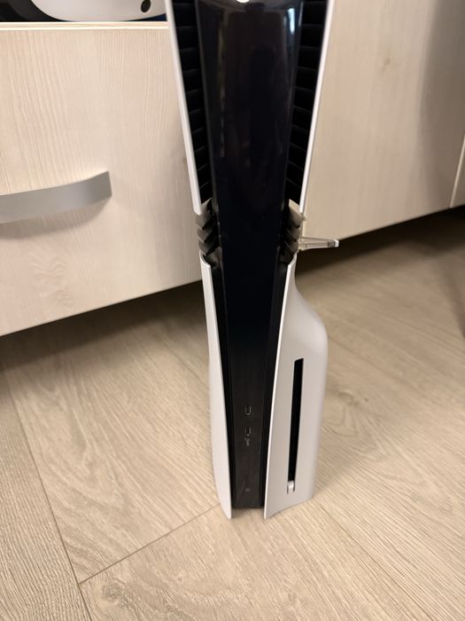 Vand PlayStation 5 PRO 2TB