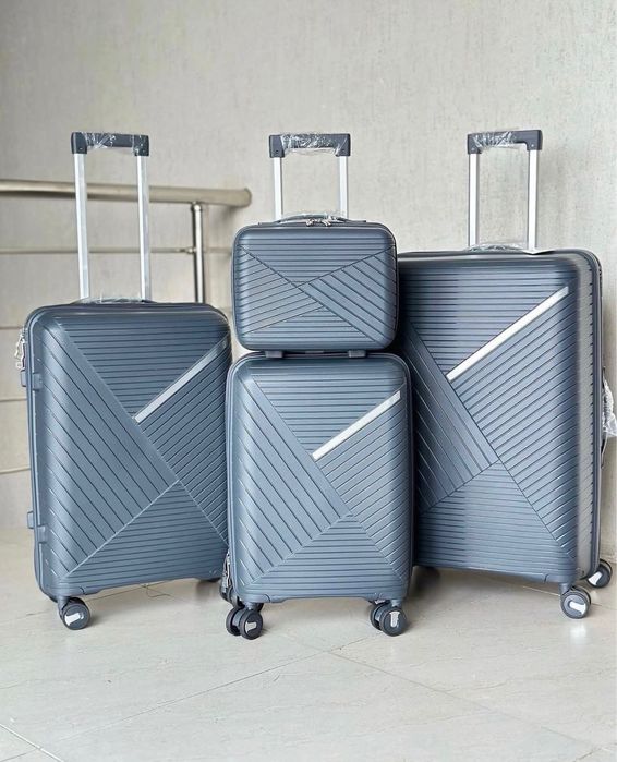 Чемоданы с бесплатной доставкой