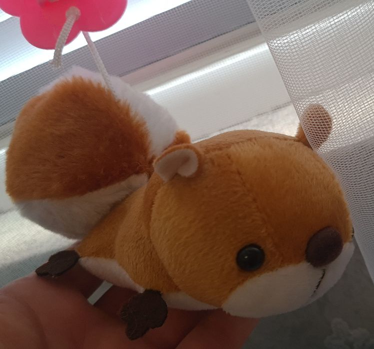 Музикална въртележка за легло