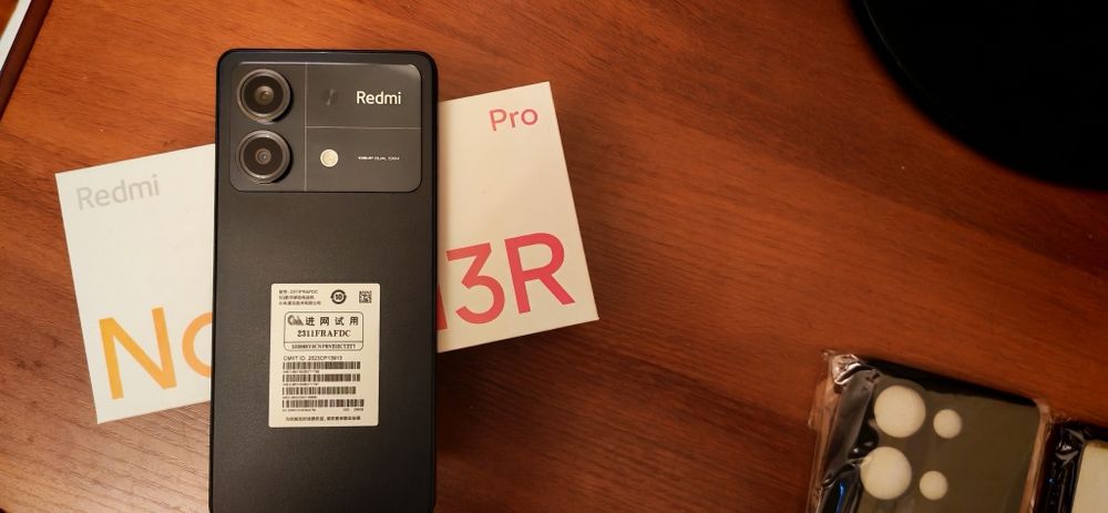 Перфектум  мобайл+ GSM, редми 13 про, 8+8 ,256,в идеальном состоянии