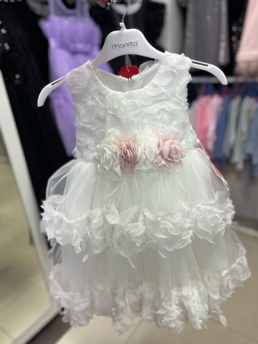 Продам новые платья на девочек от 3х до 9 лет