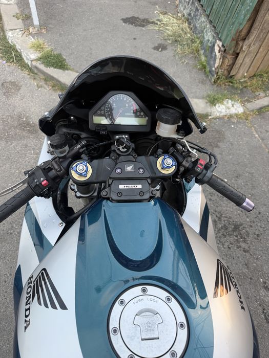Honda cbr 1000rr