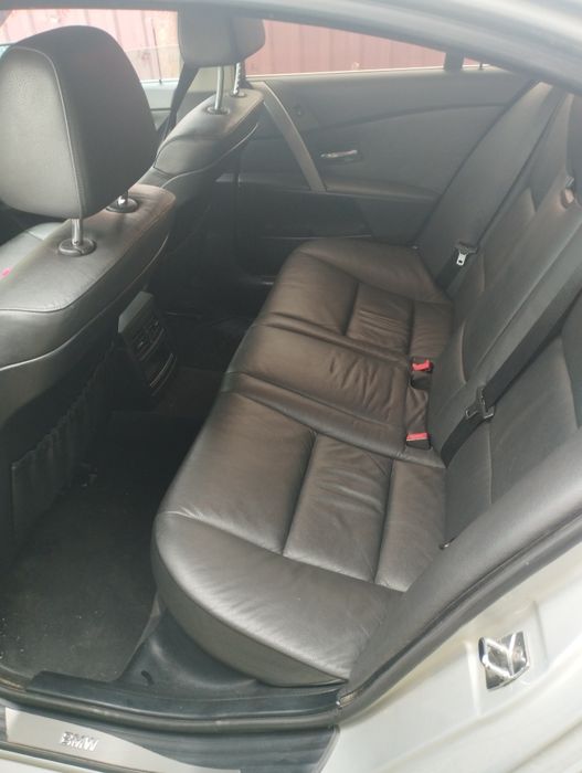 Vând BMW e 60 m pachet