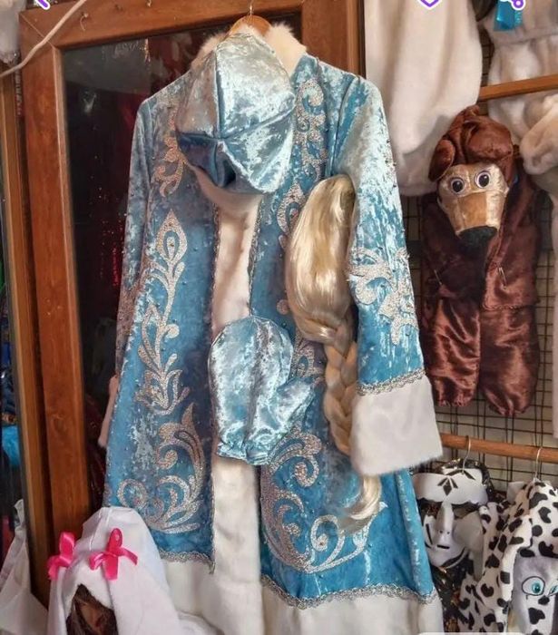 Продам костюм снегурочки