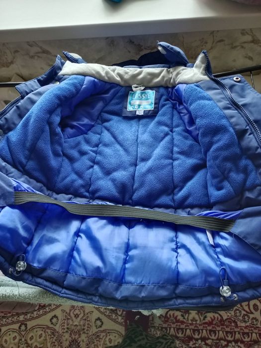 Продам зимнюю куртку мальчик