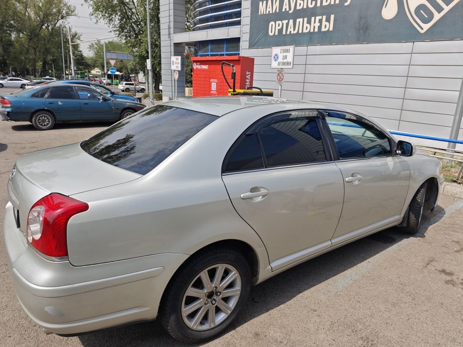 Toyota Avensis 2006