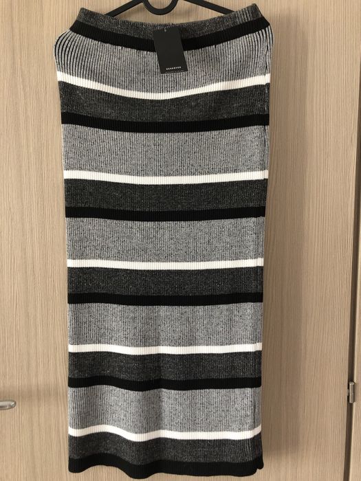 Set bluza si fusta cu eticheta M