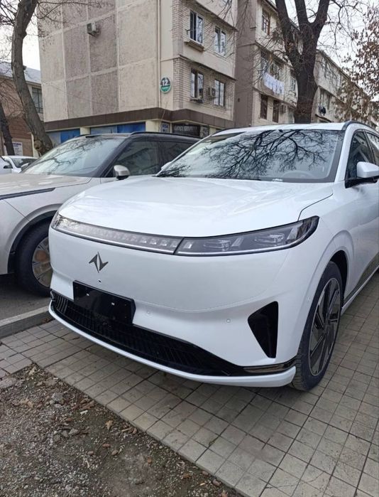 Продаётся автомобиль Dongfeng ep 008 ultra do rest full