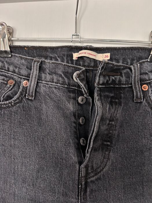 Blugi Levi’s xs