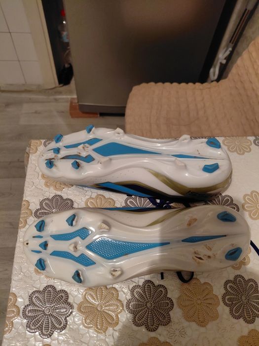 футболни обувки adidas (бутонки), размер EU 43⅓ / UK 9 / US 9½, произв