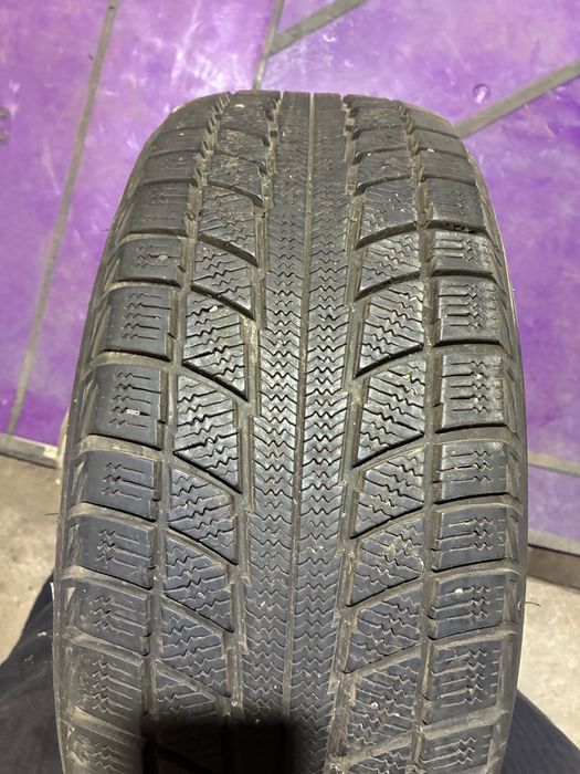 Шина размером 215/60/r16