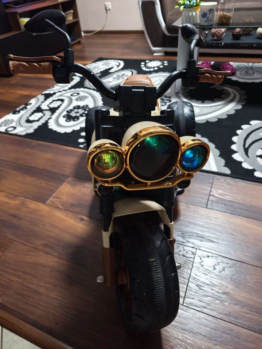 Електрическо моторче