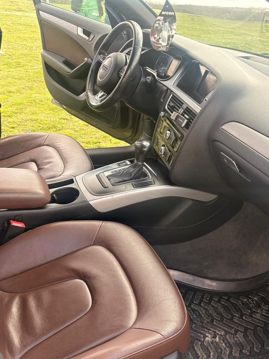 Se vinde Audi A4 quattro facelift. Negociabil.