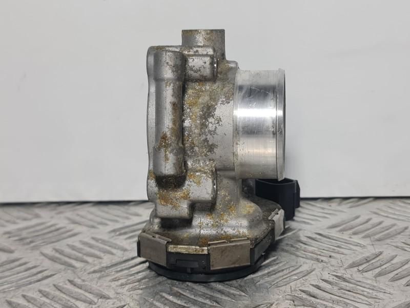 Clapeta acceleratie Opel Corsa E 1.2; 1.4 B12XER; B14XER