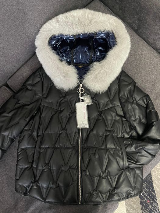 Демисезонная женская куртка.