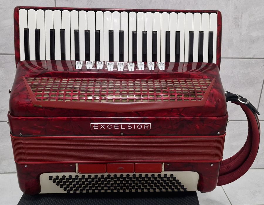 Acordeon Italian Excelsior 120 basi