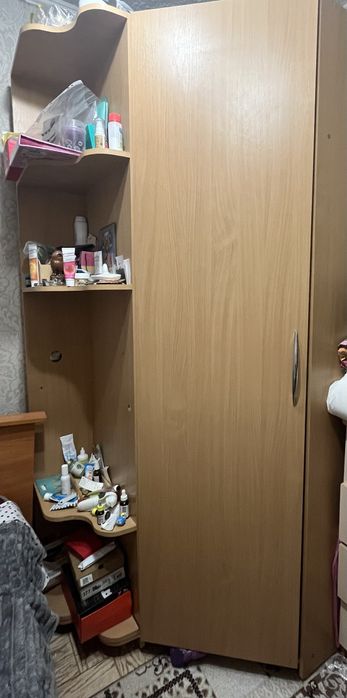 Продам кровать, шкаф, кухня