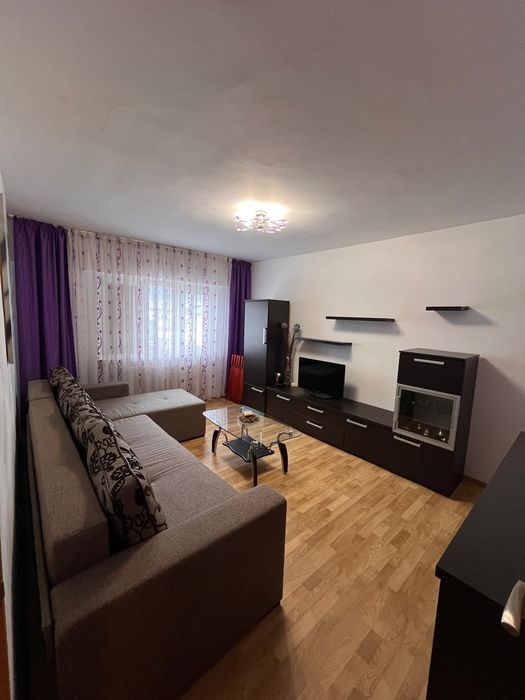 Apartament 3 camere decomandat