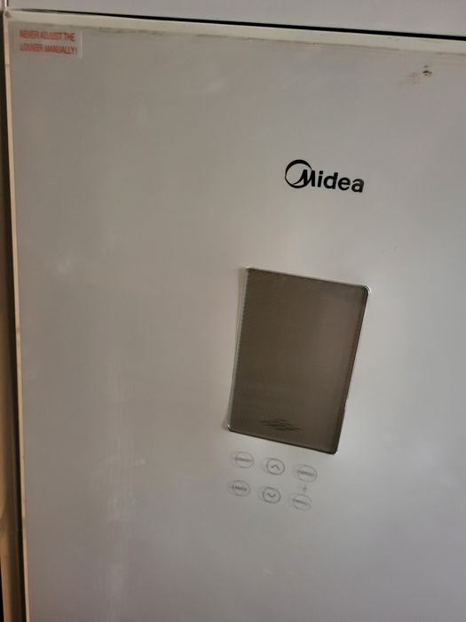 Продается кондиционер размер 24 ка 72 м2