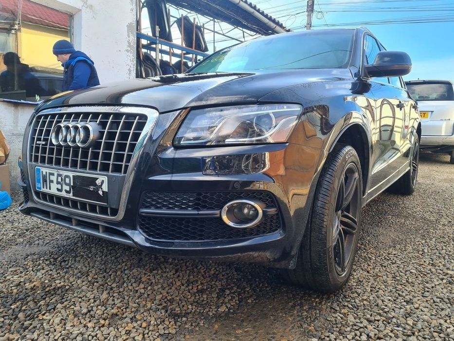 Dezmembrari dezmembrez  Audi Q5 2.0 TDI