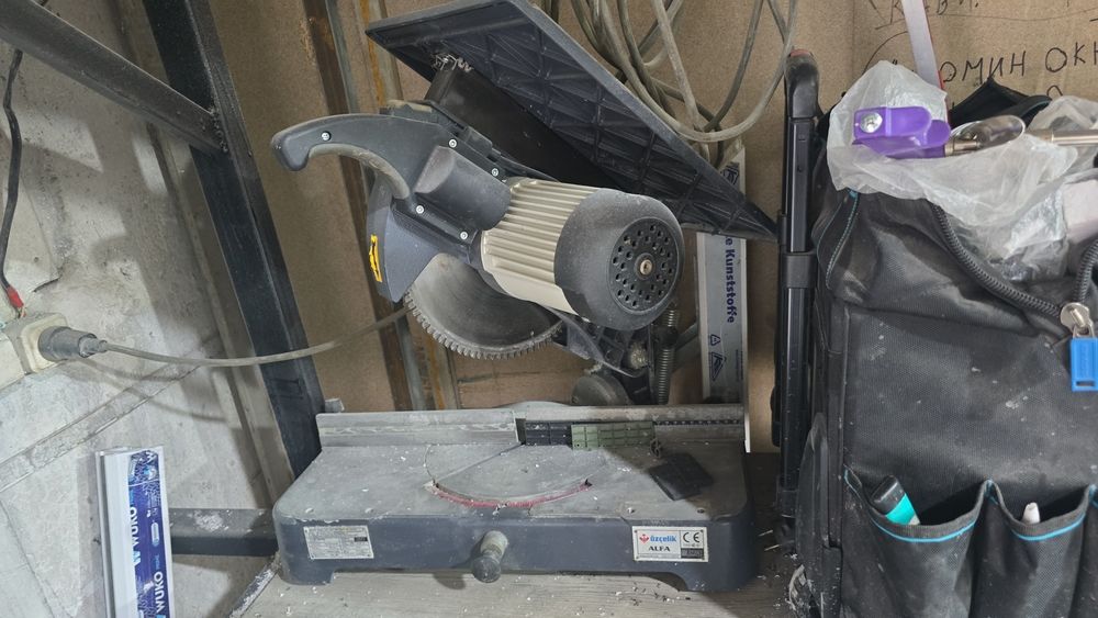 Отрезной станок по