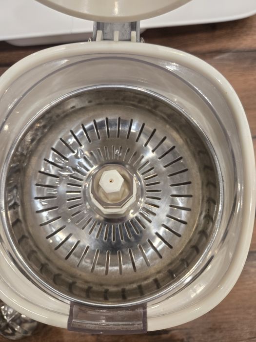 Сокоизтисквачка и цитрус преса Ариете