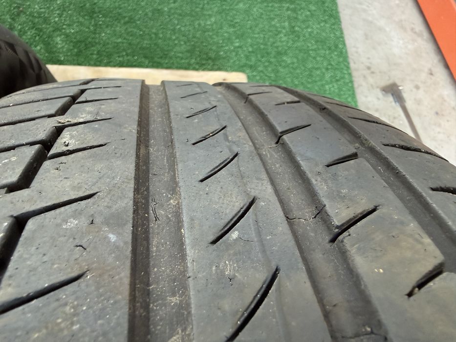 4бр. ОТЛИЧНИ Летни Гуми С Борд 225/55R/19 *CONTINENTAL* DOT:0423- 5.6мм.