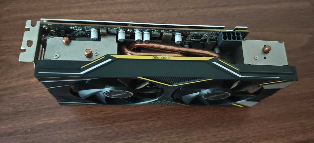 Продавам Перфектна Видео Карта AsRock Challenger  RX 5600XT