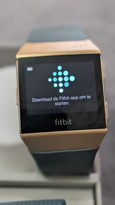 Ceas Fitbit Ionic Gold