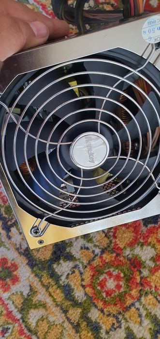 Продам блок питание Hunkey 550 w jumper