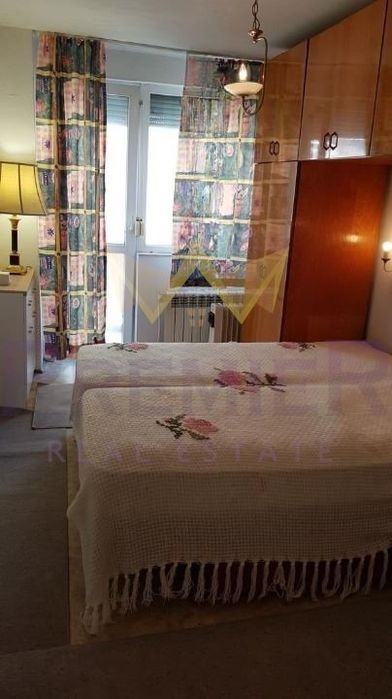 Дава се под наем Двустаен апартамент в Варна, ВИНС - 68 кв.м за 408 € - Снимка #4