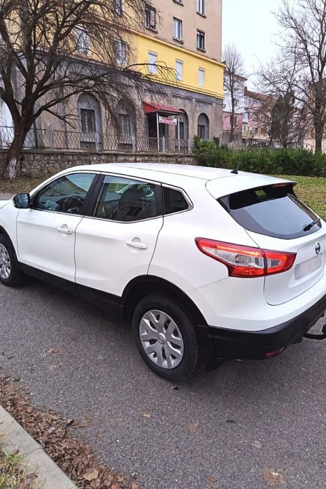Nissan Qashqai j11