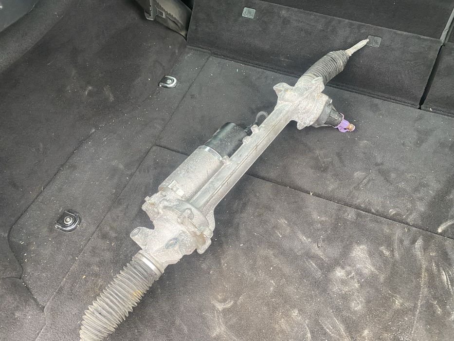 Кормилна рейка BMW F32/F33/F36