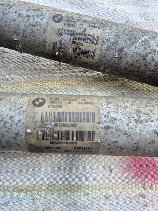 Комплект Задни Амортисьори EDC за BMW E65!!!