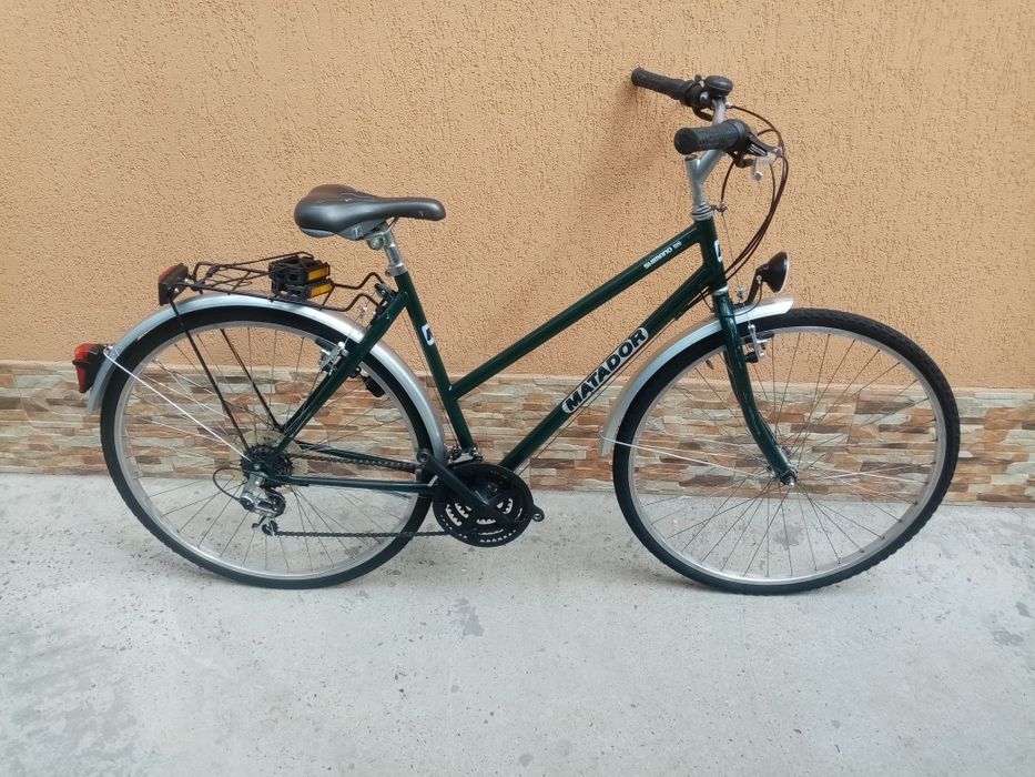 Bicicleta de dama și barbateasca