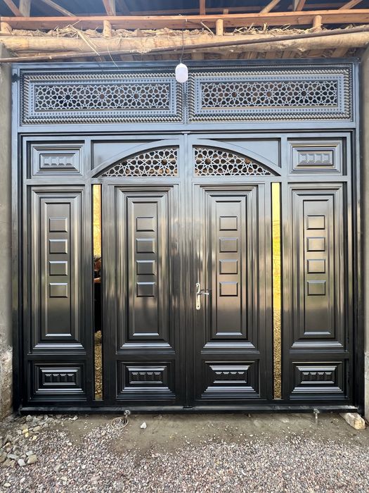 Металлический железный ворота Temir Darvoza naves