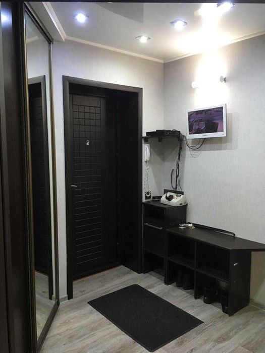 продам 3 ком квартиру на стрелке