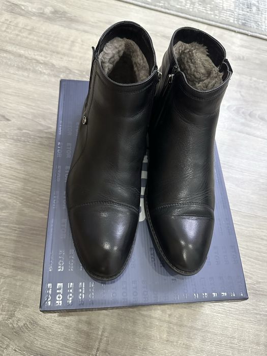 Продам мужские ботинки,теплые на натуральном меху,Турция,б/у,40 размер