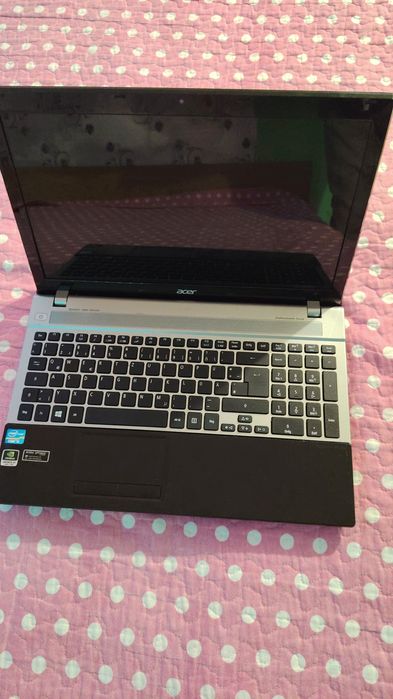 Vând laptop acer