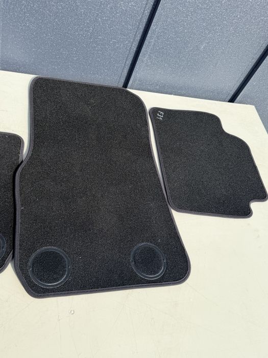 Presuri mocheta originale BMW Seria 3 F31
